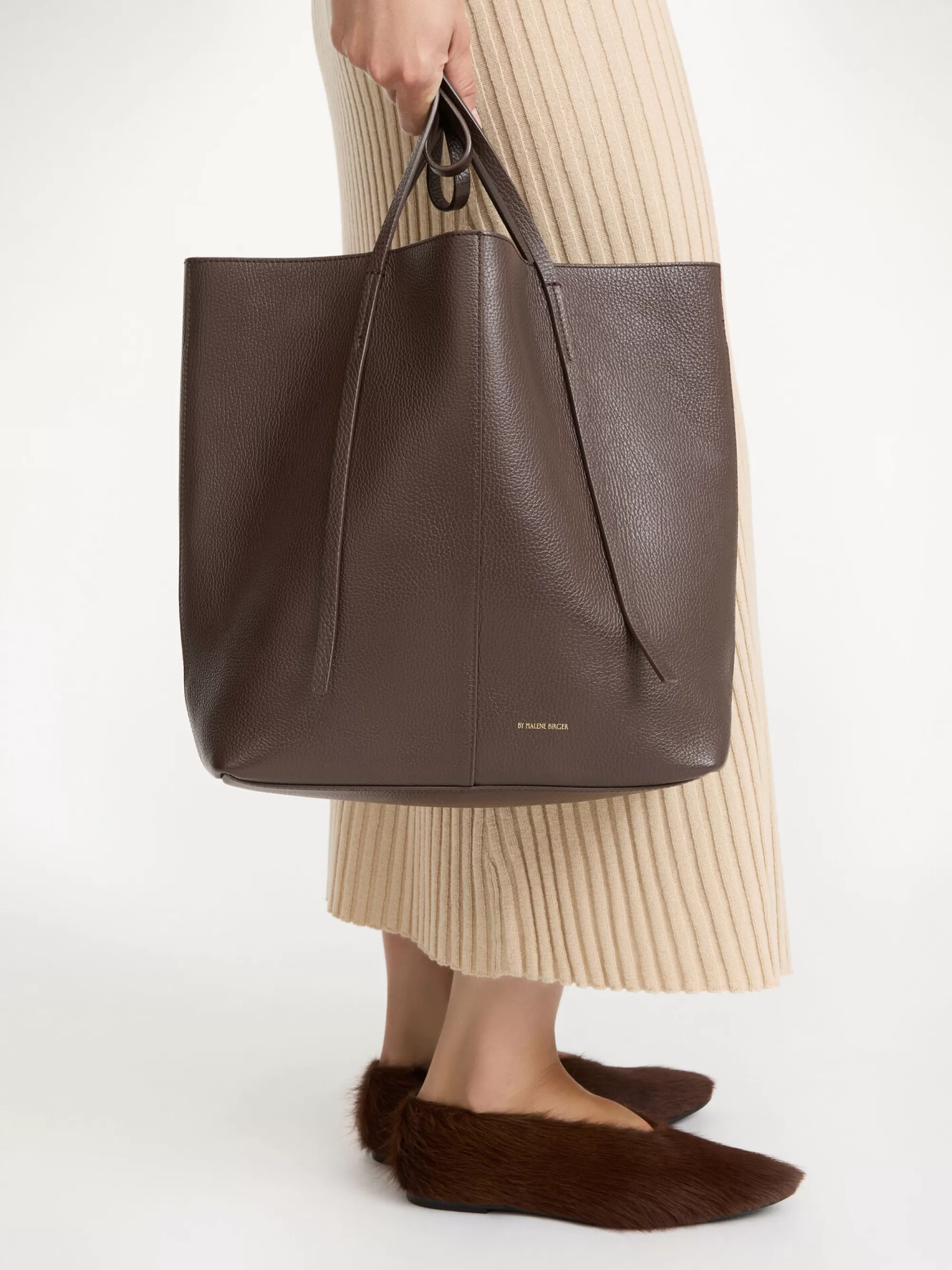 Flash Sale By Malene Birger Abilso Tote I Læder Coffee Bean