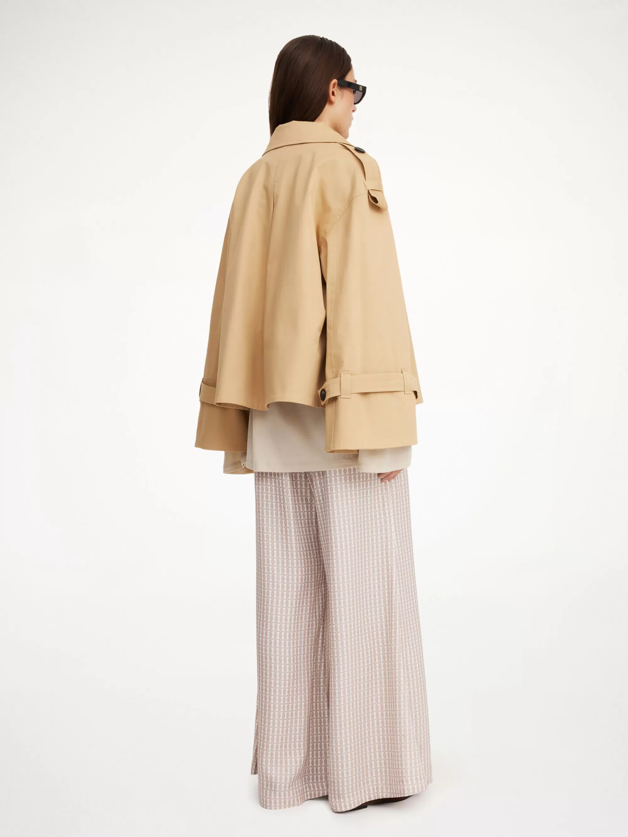 Flash Sale By Malene Birger Alisandra Kort Trench Sand Beige