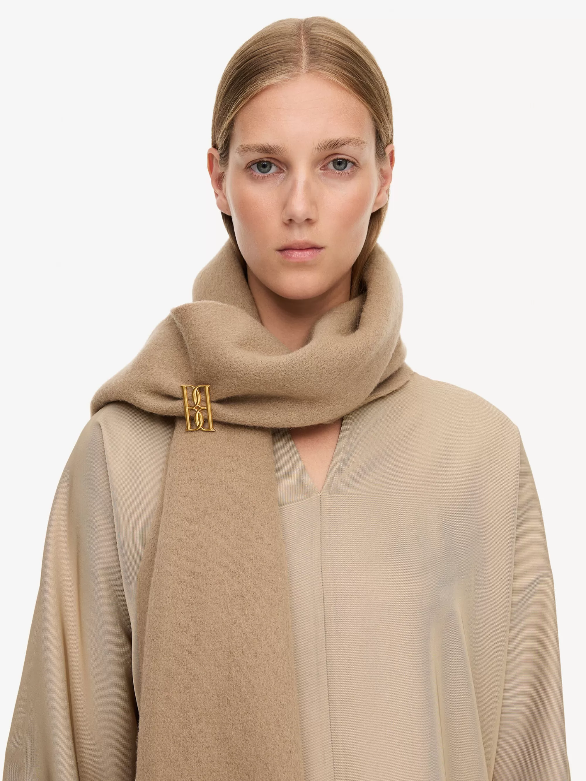 Store By Malene Birger Mono Lille Broche Gold