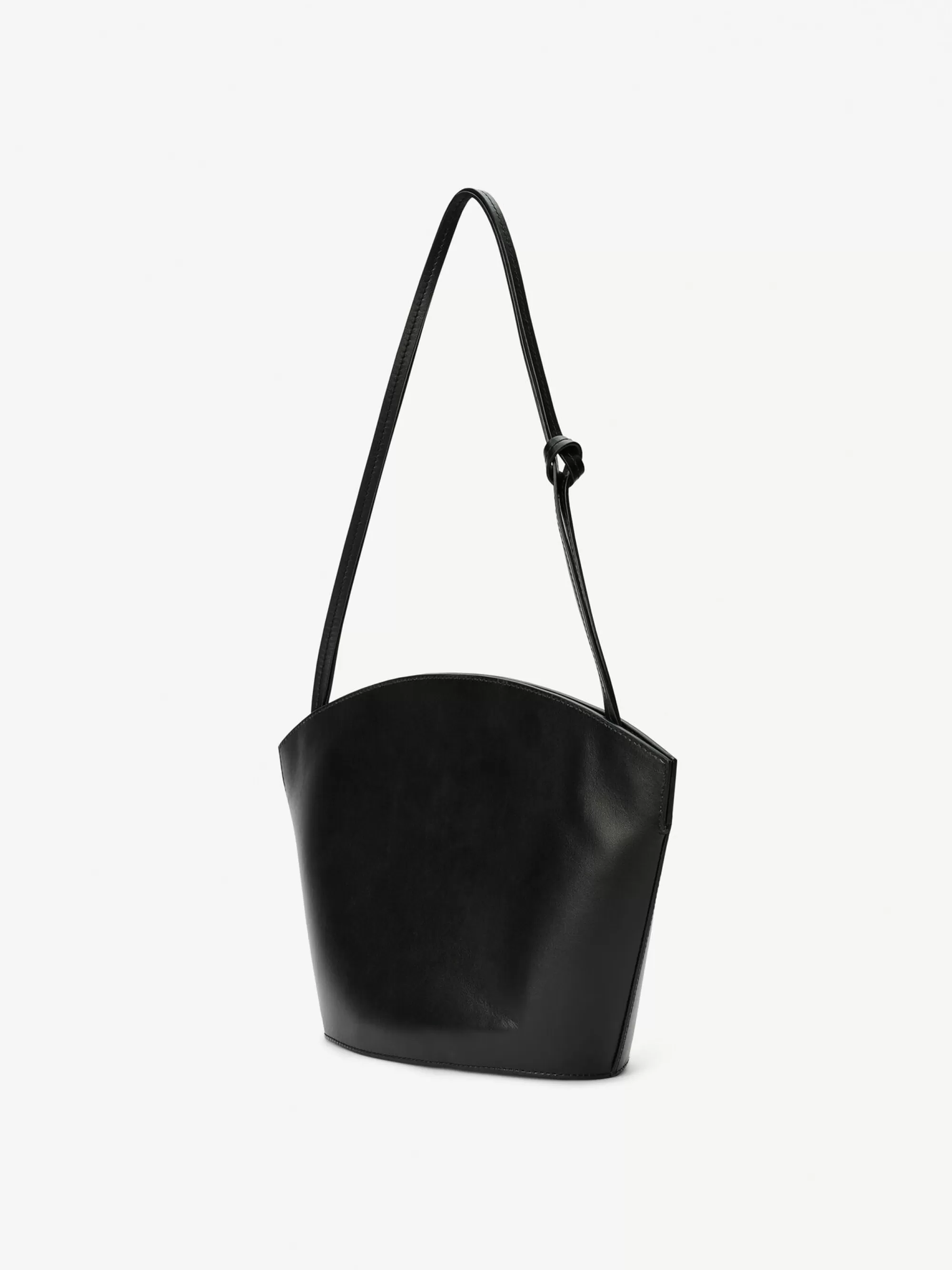 Flash Sale By Malene Birger Oblas Skuldertaske I Læder Black